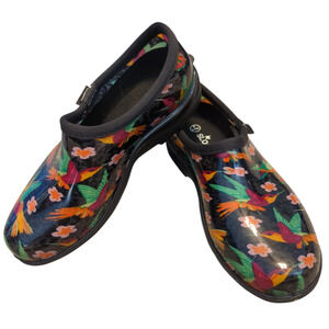 SLOGGER Black Floral Hummingbird Clogs Nurses Teachers Casual Shoes Gardening